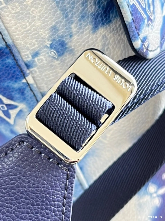 VUITTON LOUIS CHRISTOPHER PM 0225